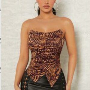 Women's Strapless Animal Print Top